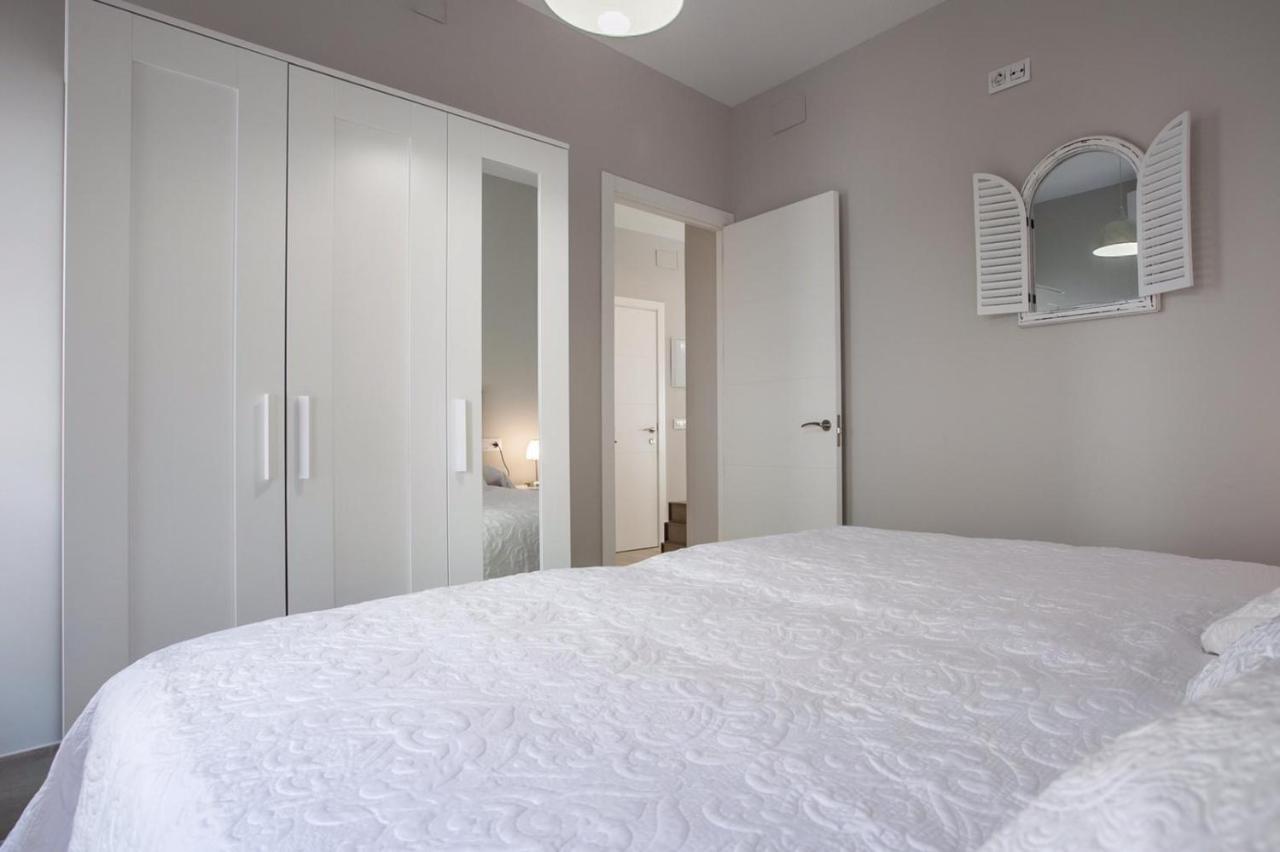 Atico Duplex Gran Terraza ↑ Calidades 2 Hab 2Banos Leilighet Sevilla Eksteriør bilde
